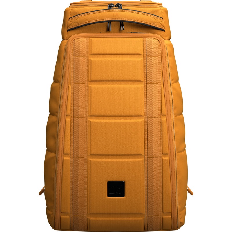 D_b_ Hugger Backpack 25L