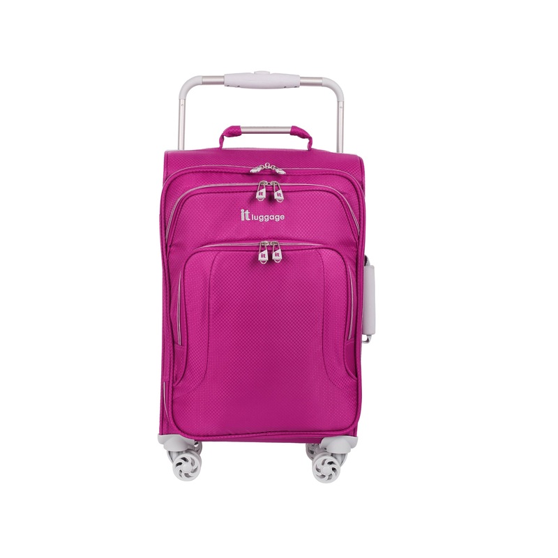 IT Luggage Worlds Lightest Spinner 22″ Carry-On Spinner