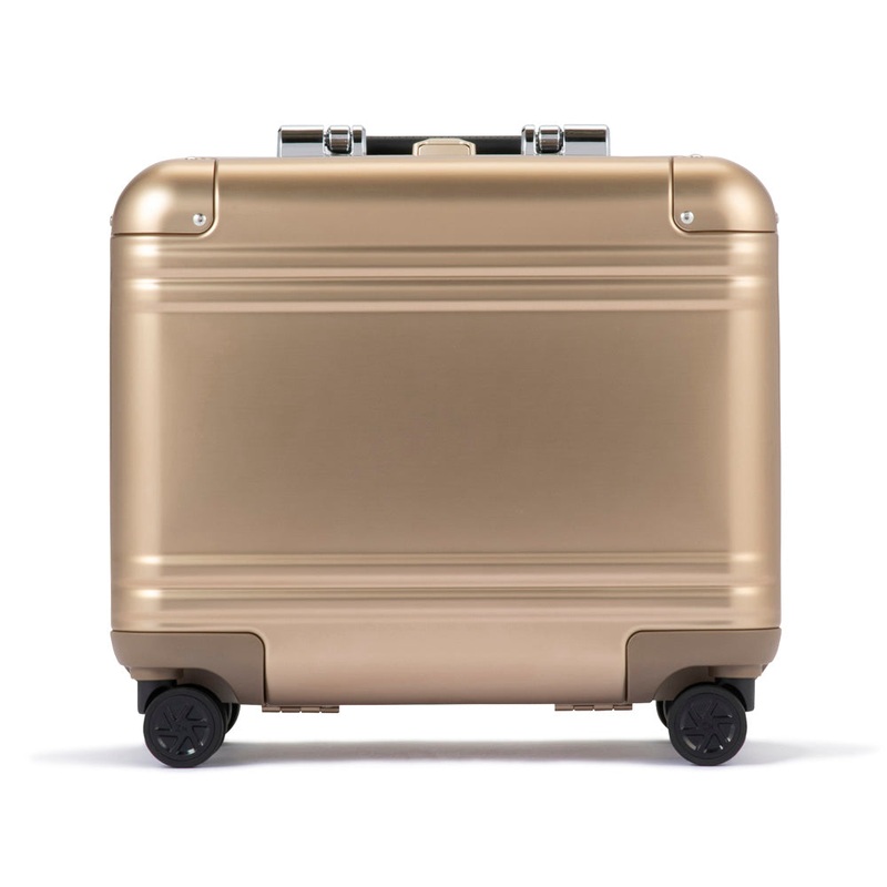 Zero Halliburton Classic Aluminum Business Case